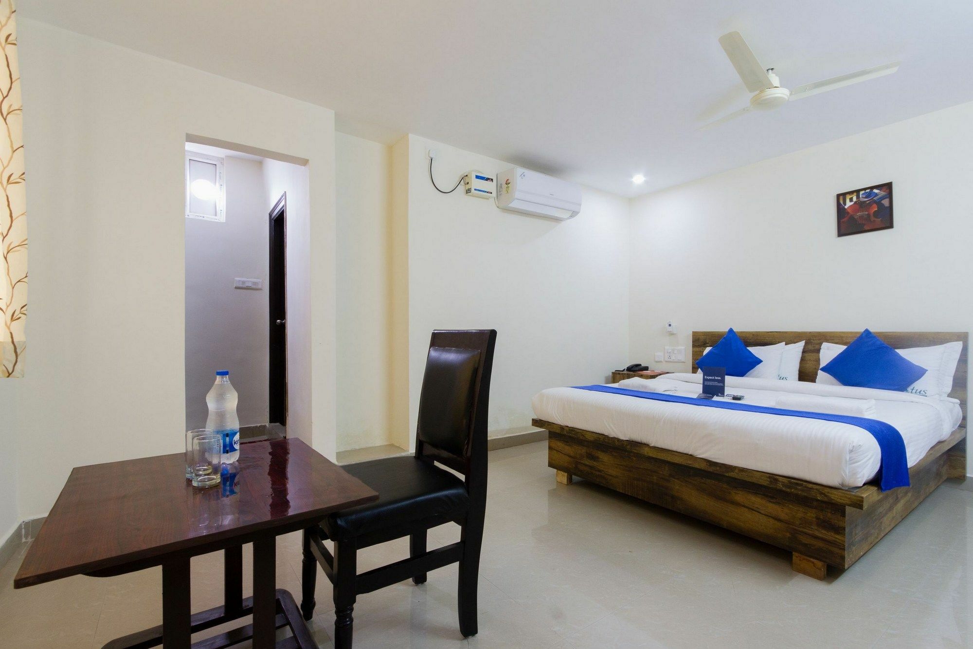 Hanvi Inn Hyderabad Exterior photo